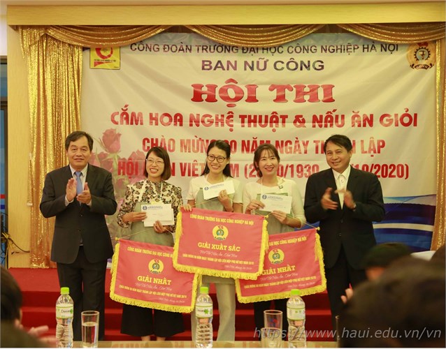 Hội thi cắm hoa, nấu ăn, chào mừng kỷ niệm 90 năm ngày thành lập Hội liên hiệp Phụ nữ Việt Nam