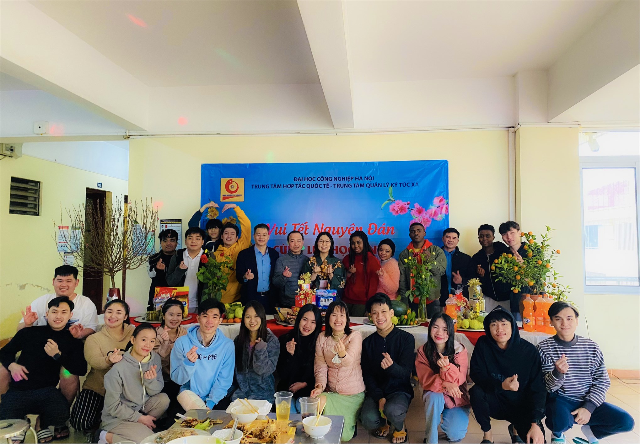 Đại học Công nghiệp Hà Nội tổ chức Tết cho lưu học sinh quốc tế
