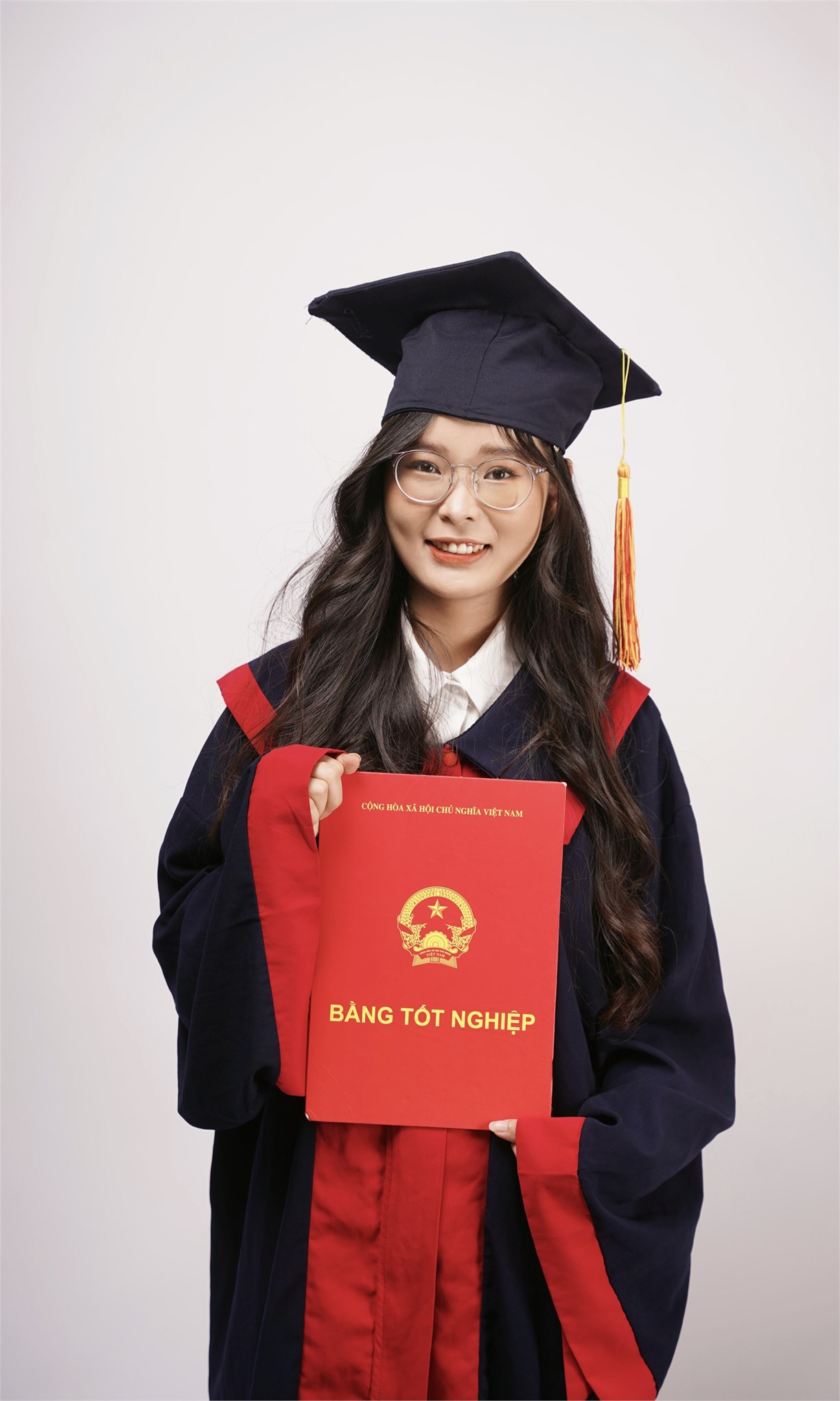 Nữ sinh Chương trình LKĐT Ngành Ngôn ngữ Trung Quốc xuất sắc nhận học bổng 1 tỉ đồng