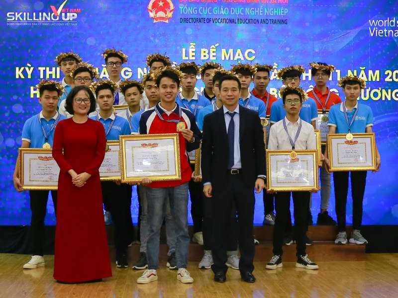 Đoàn thí sinh Đại học Công nghiệp Hà Nội đạt 4 Huy chương vàng tại Kỳ thi Kỹ năng nghề Quốc gia năm 2020