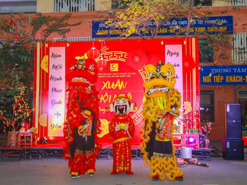Xuân hội ngộ 2023: Trải nghiệm văn hóa Tết Việt của Lưu học sinh