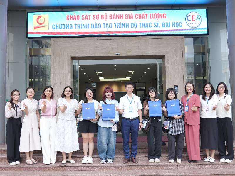 Giao Lưu Văn Hóa và Học Thuật: Sinh viên Đại học Văn Tảo (Đài Loan, Trung Quốc) hành trình 01 học kỳ tại HaUI
